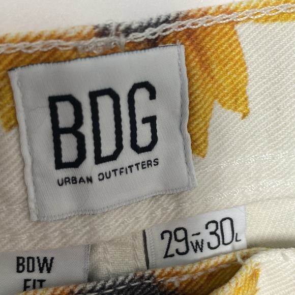 Urban Outfitters BDG Bow Fit Sunflower jean - Picture 6 of 8